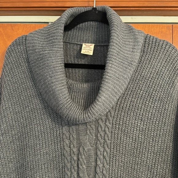 Women’s sleeveless cardigan N-19 - Picture 3 of 6